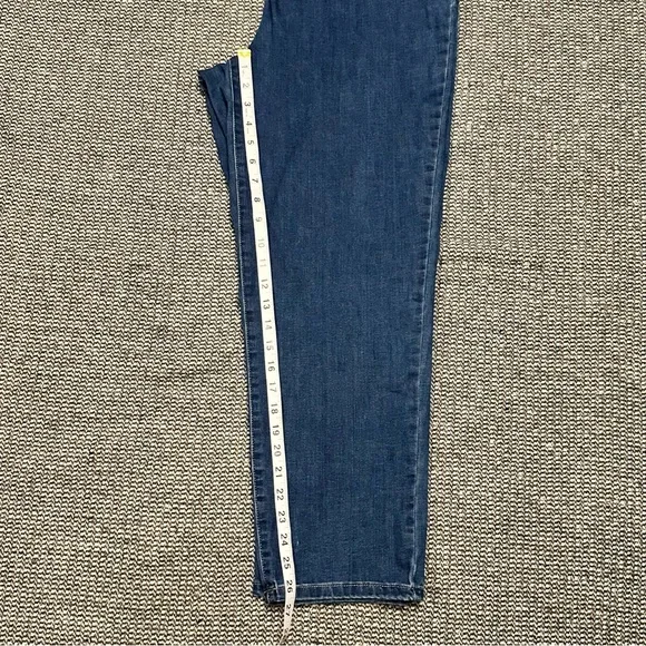 Alfred Dunner Women's Dark Blue Ankle Jeans - Picture 4 of 6